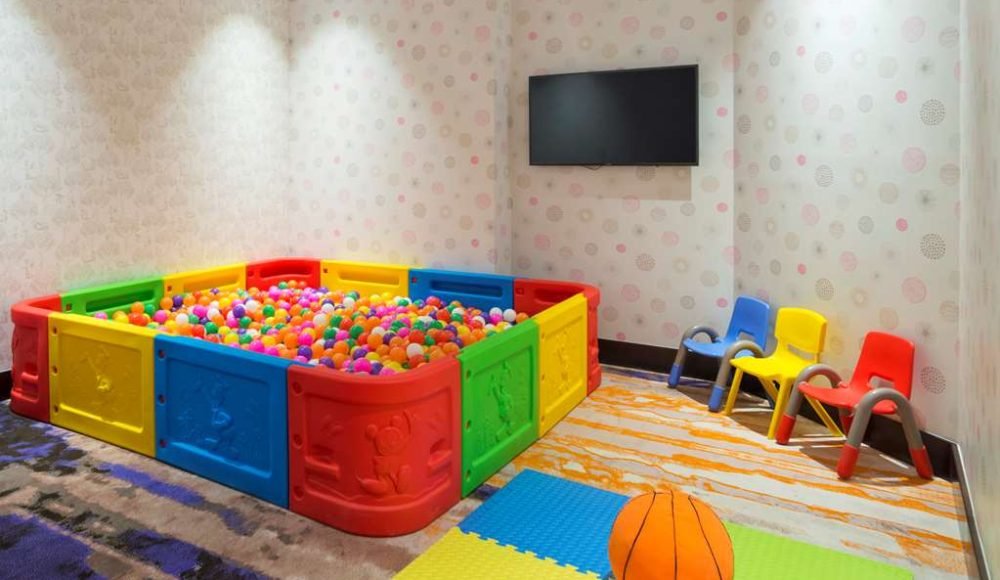 web_Verenigde-Arabische Emiraten_Dubai_Hotel-Canal-Central5